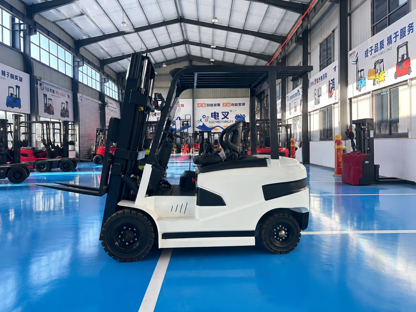 1-4 Ton D-Series Forklift