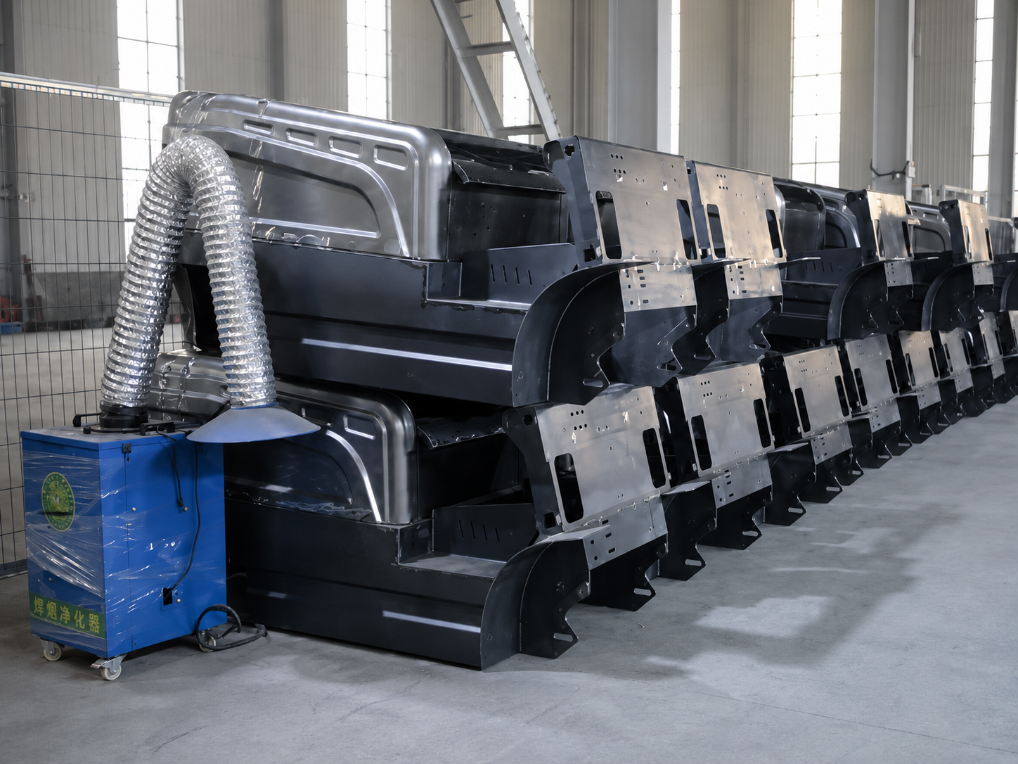Assembly line at Gangchi with customized electric forklifts in several body colours